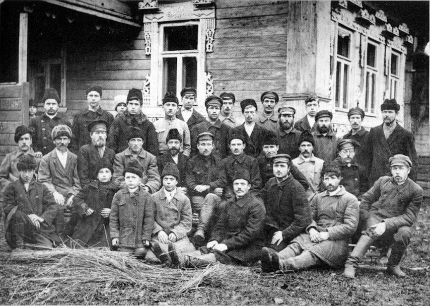 Школа резчиков В.П. Ворноскова в Кудрино